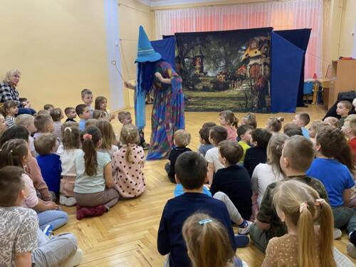 425724053 900691815391465 8230125124292225377 n