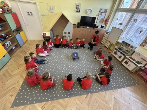 586287983 1425854686208506 6586430197545990787 n